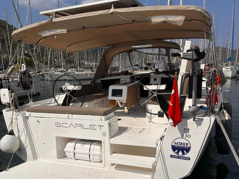 Noleggiare una Dufour Dufour 430 a Fethiye