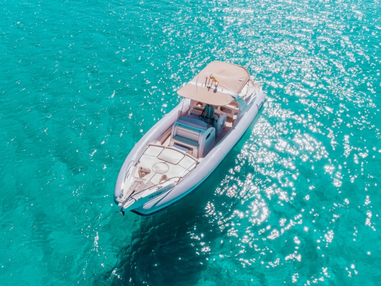 Gommone a noleggio a Ibiza Town al miglior prezzo