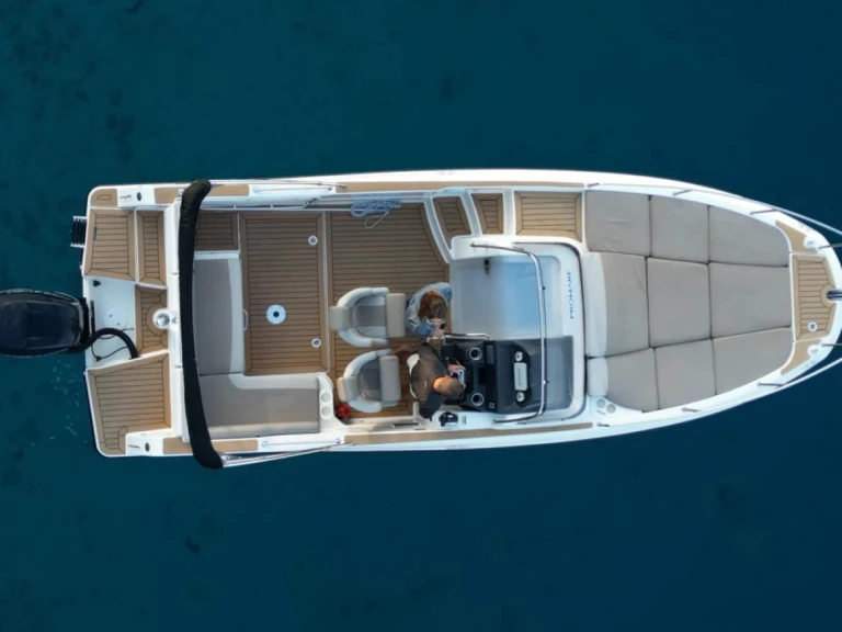 Noleggiare una Quicksilver Activ 755 Sundeck a Marina Ibiza