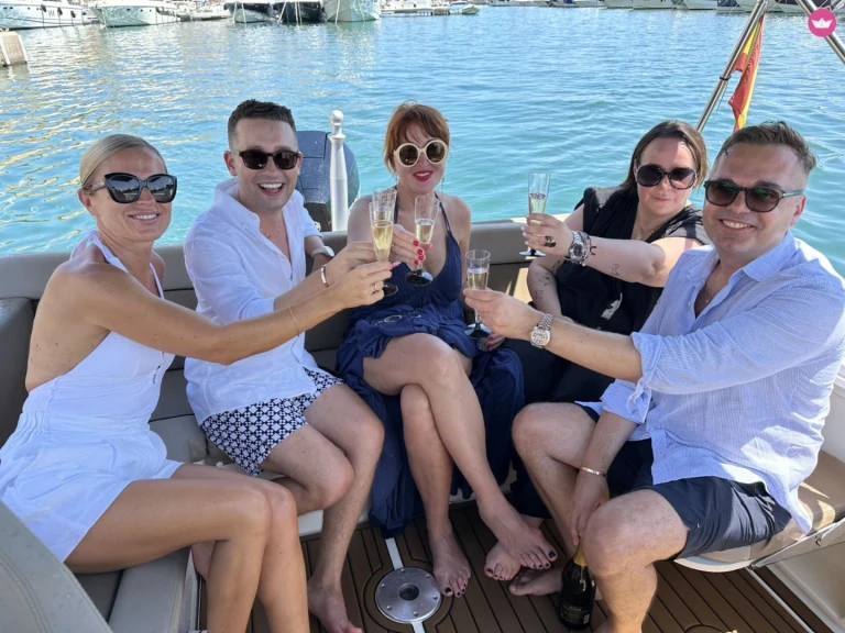 Noleggio Barca a motore Quicksilver con patente nautica