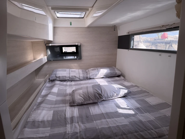 Noleggiare una Leopard Leopard 40 a Alghero