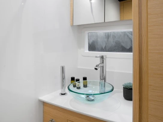 Noleggio Catamarano con o senza skipper Dufour a Toúrlos