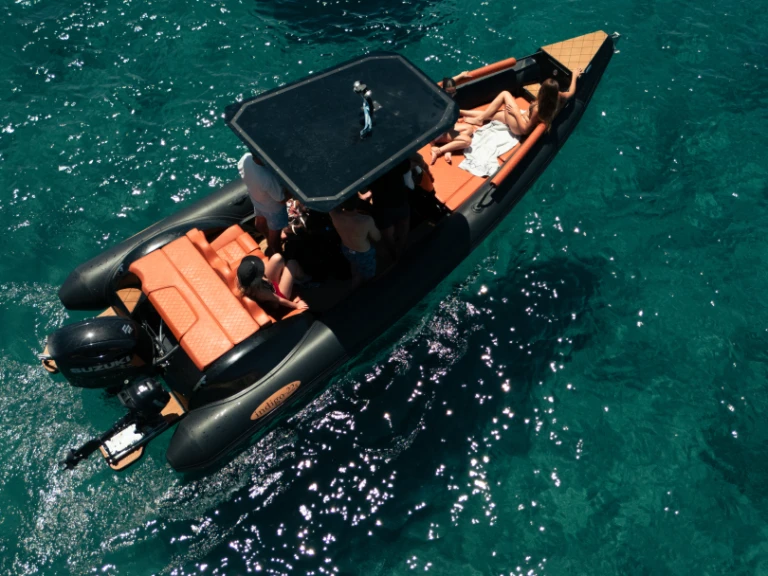 Noleggio Barca a motore con o senza skipper  a Gouviá