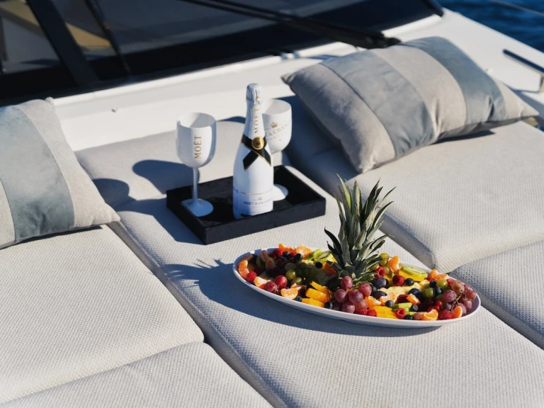 Noleggio a Marina Lav – Jeanneau Prestige 520 S su SamBoat