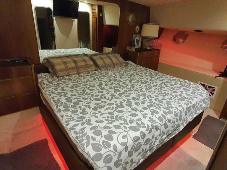 Noleggio Yacht di lusso Versilcraft con patente nautica