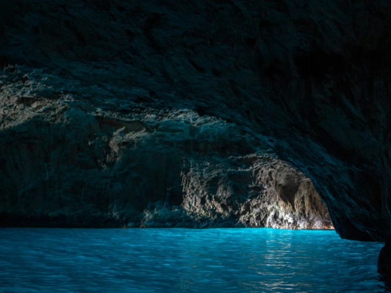 Noleggiare una Joker Boat Clubman 26 a Sorrento