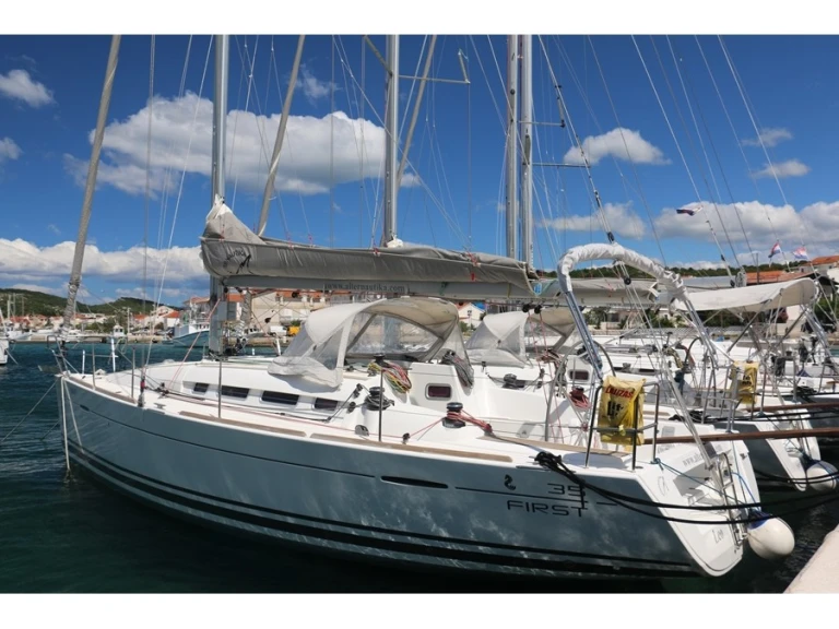 Noleggio barche Bénéteau First 35 a Jezera su Samboat