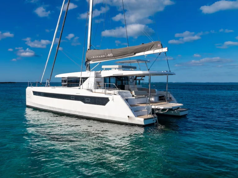 Noleggio a Furnari – Leopard Catamarans / Robertson & Caine Leopard 46 - 5 cab. su SamBoat