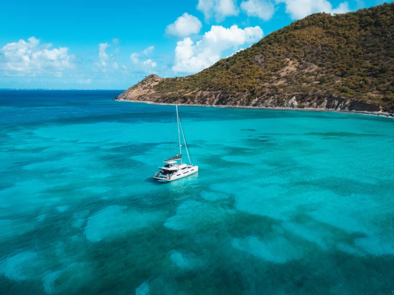 Noleggio Catamarano Lagoon con patente nautica