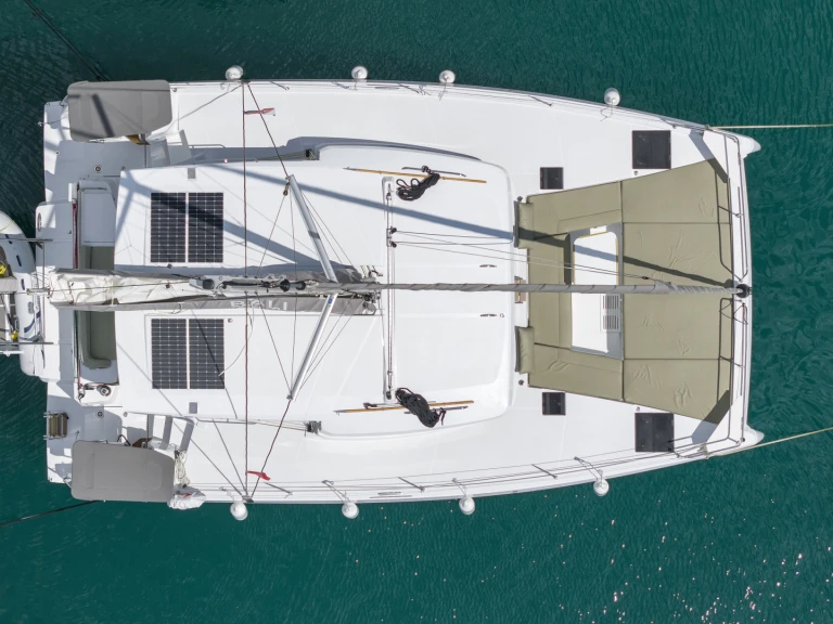 Noleggio Catamarano Bali con patente nautica