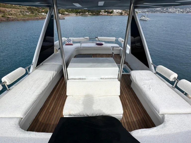Noleggio barche Custom Made Custom 56 a Yalıkavak su Samboat