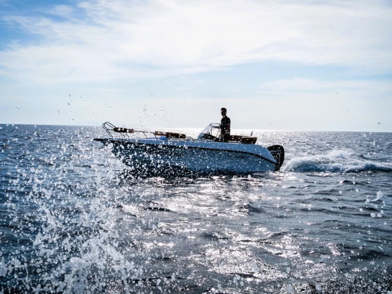 Noleggio Barca a motore con o senza skipper Polyester Yacht a Ciutadella de Menorca