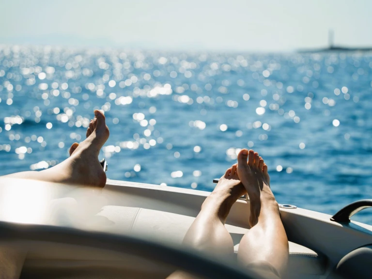 Noleggio barche Polyester Yacht Open 605 a Ciutadella de Menorca su Samboat