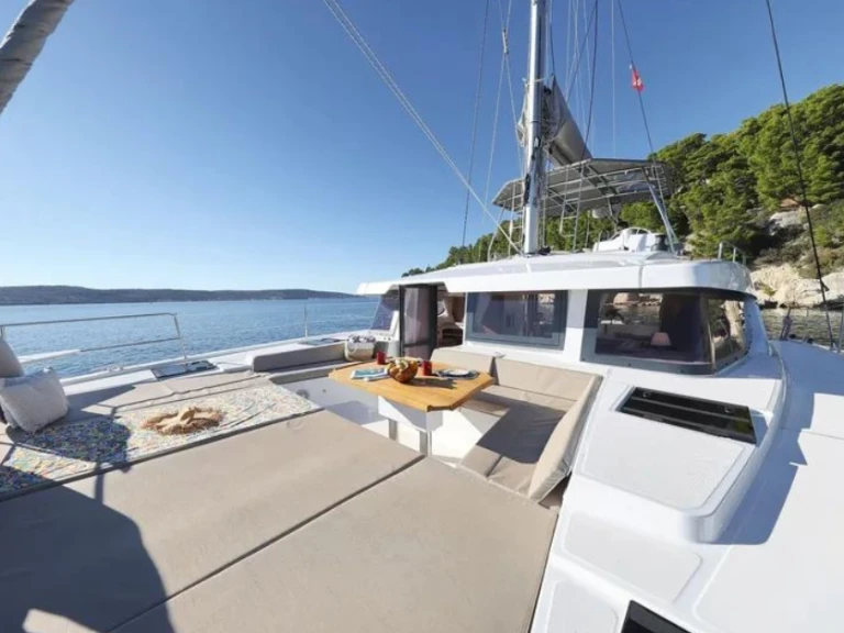 Noleggio Catamarano con o senza skipper Bali a Mykonos (Citta)