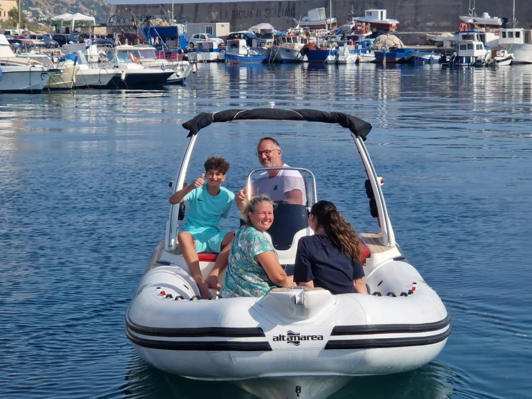 Noleggio barche Palermo economico Wave 19