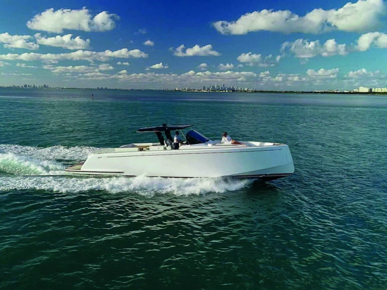 Noleggio barche Pardo Yachts Pardo 50 a Torre Annunziata su Samboat