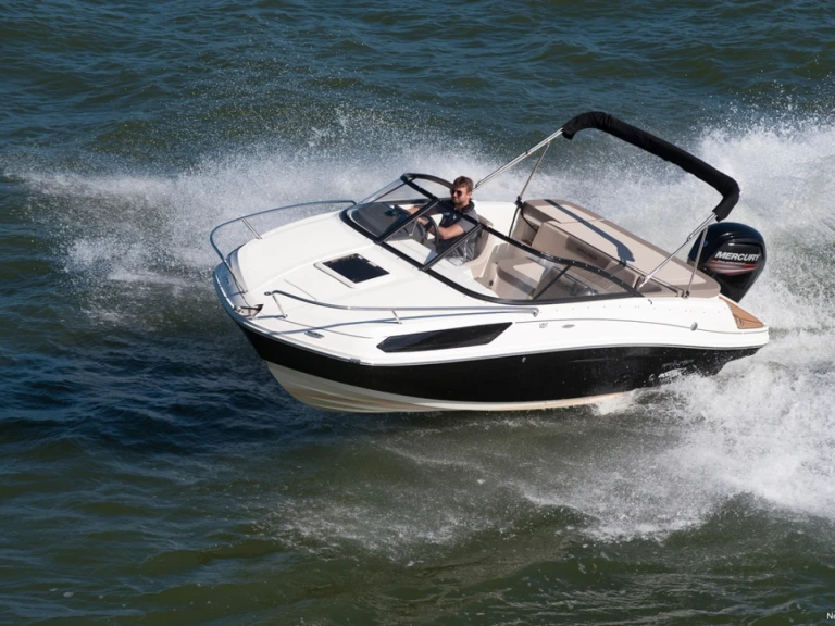 Bayliner VR5 Cuddy da affittare a  Marsiglia