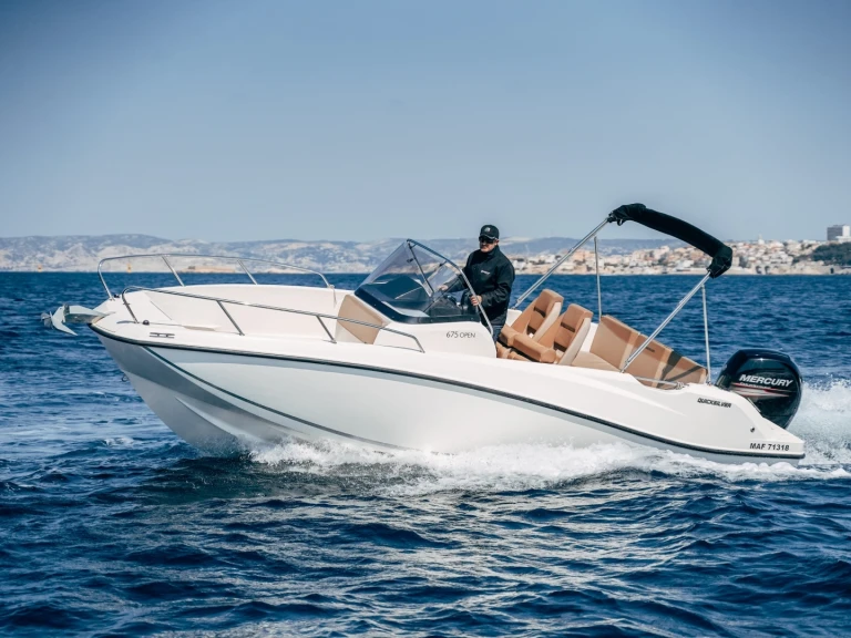 Quicksilver Activ 675 Open da affittare a  Marsiglia