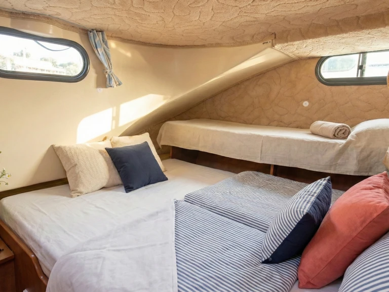 Noleggiare una Nicols Yacht Nicols Confort 1100  a Grez-Neuville