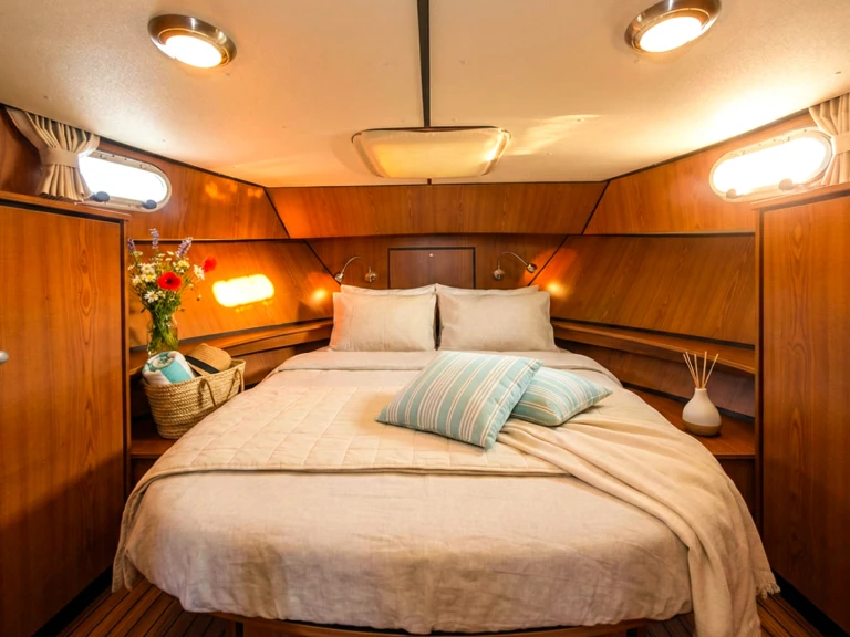 Noleggiare una Linssen Linssen 34.9 GS a Lutzelbourg