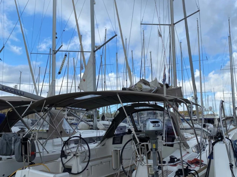 Noleggio Barca a vela a Gouviá – Jeanneau Sun Odyssey 389