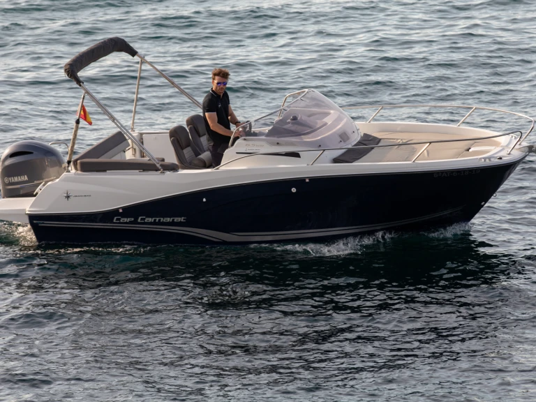 Noleggio Barca a motore Jeanneau con patente nautica