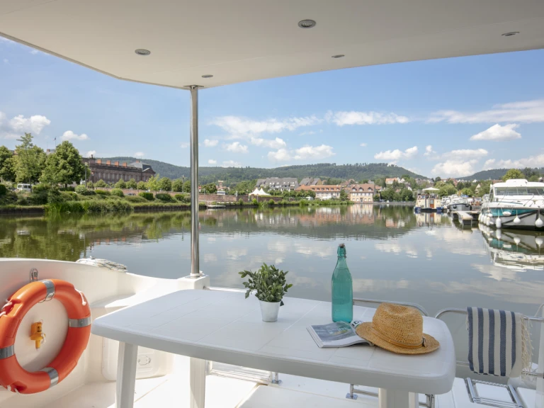 Noleggio Barca a motore a Sablé-sur-Sarthe – Nicols Yacht Nicols Octo Fly 12