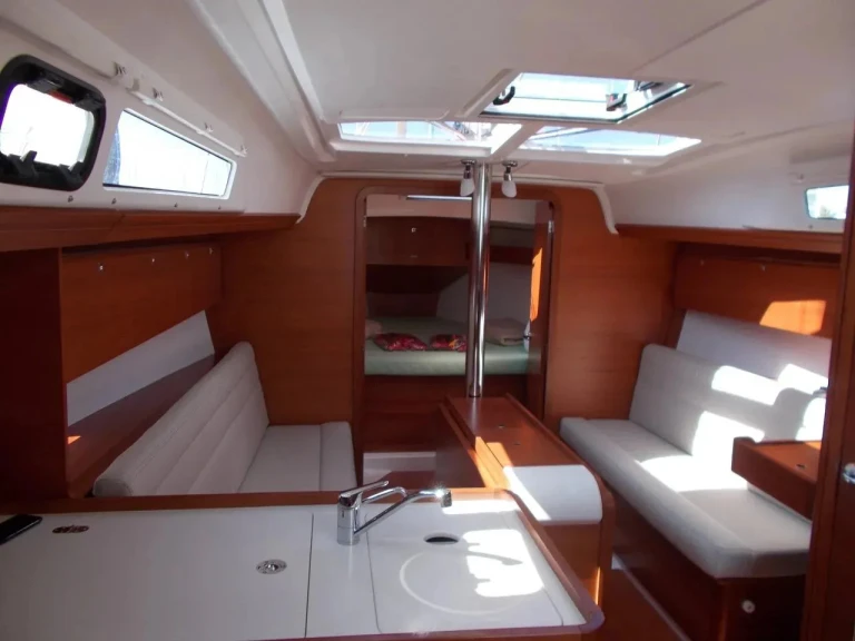 Noleggio Barca a vela a Marsala – Dufour Dufour 350