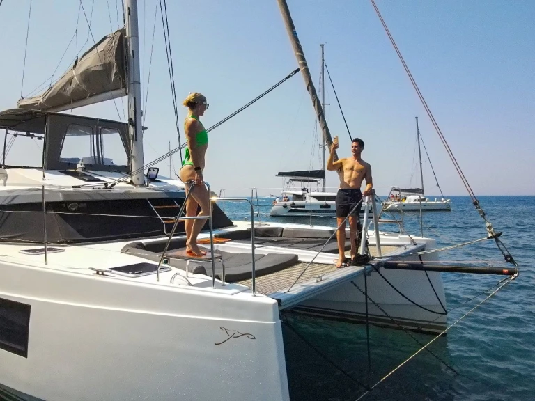 Noleggio Catamarano con o senza skipper Nautitech a Álimos