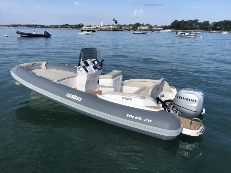 Noleggiare una Salpa Salpa Soleil 20 a Bélisaire