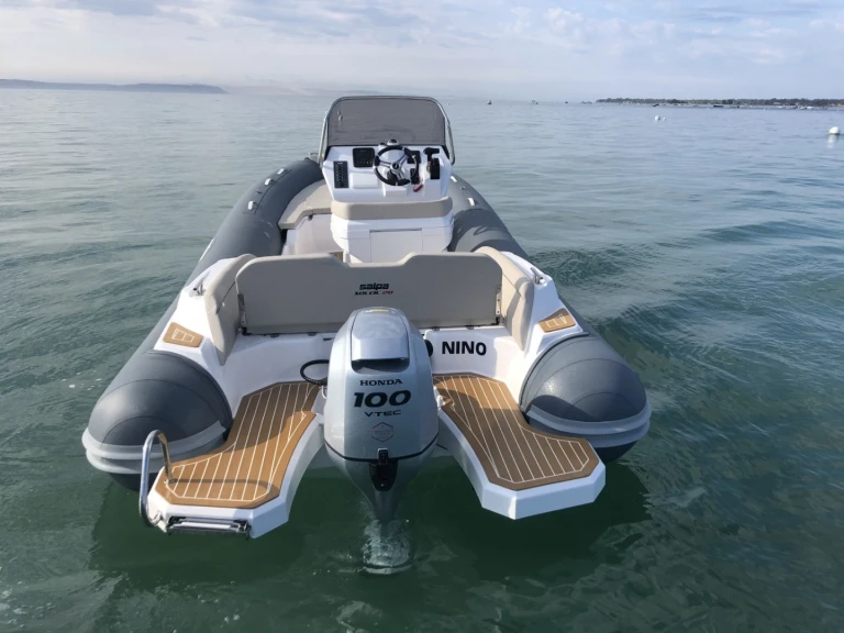 Noleggio Gommone Salpa con patente nautica