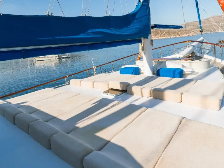 Noleggio Barca a vela Custom con patente nautica