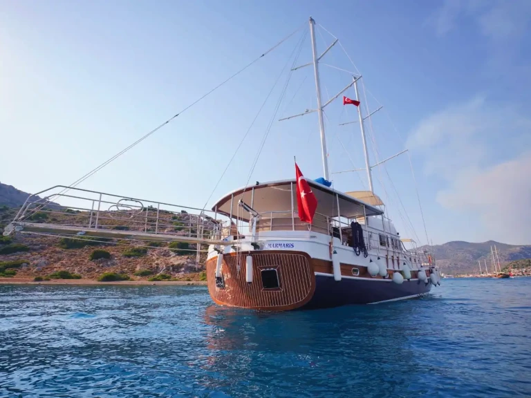 Noleggio Barca a vela Custom con patente nautica