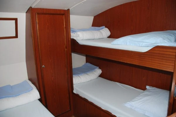 Barca a motore a noleggio a Louhans al miglior prezzo