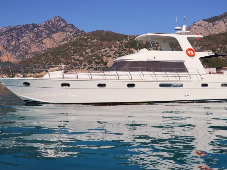 Noleggio Barca a vela Custom con patente nautica