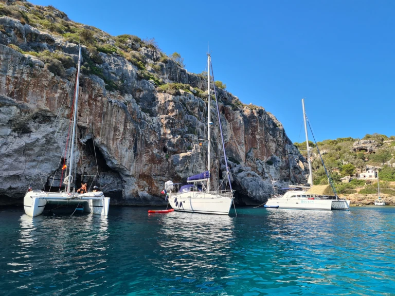Noleggio Barca a vela Bénéteau con patente nautica
