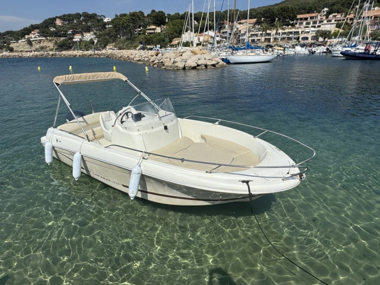 Noleggio barche Jeanneau Cap Camarat 635 a La Madrague su Samboat