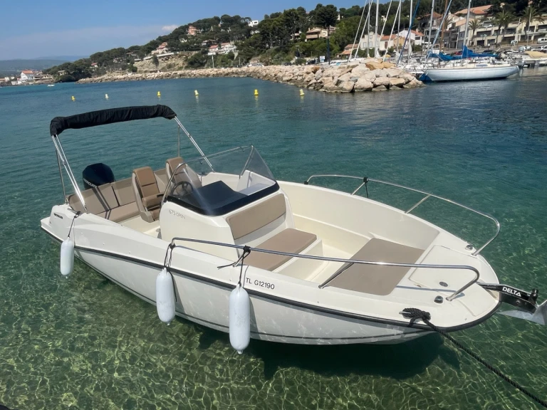 Noleggio a La Madrague – Quicksilver Activ 675 Open su SamBoat