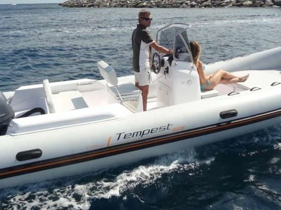 Noleggio barche Port-Haliguen economico Tempest 630