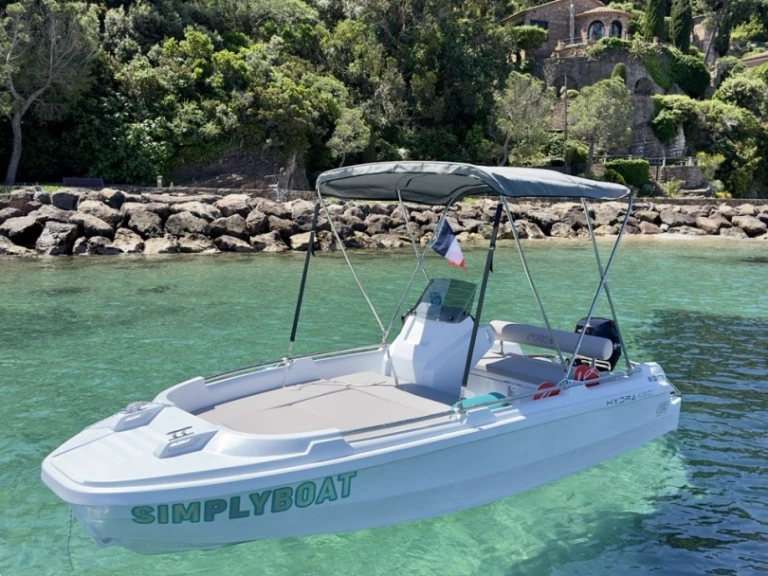 Noleggio Barca a motore ROTO con patente nautica