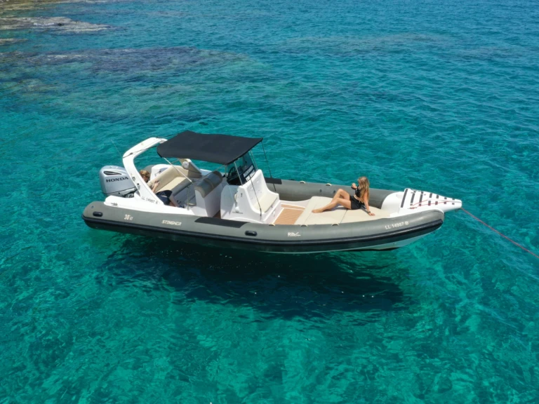 Noleggio Gommone a Latchi – Italboats Stingher 800 GT