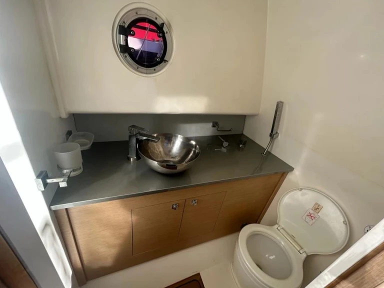 Noleggiare una Sacs SACS 10 STRIDER a Ajaccio