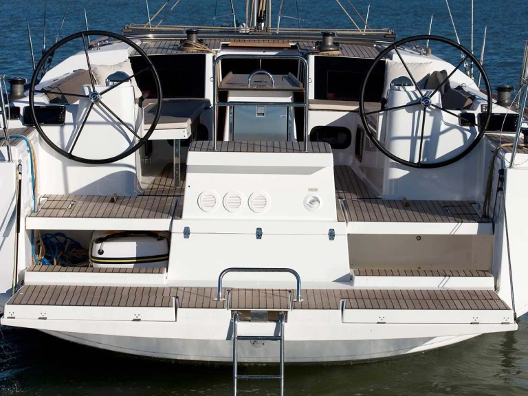 Noleggio Barca a vela Dufour con patente nautica