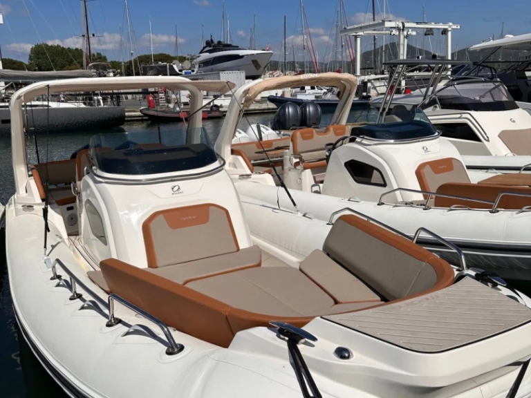 Noleggio Gommone con o senza skipper Zodiac a Cogolin