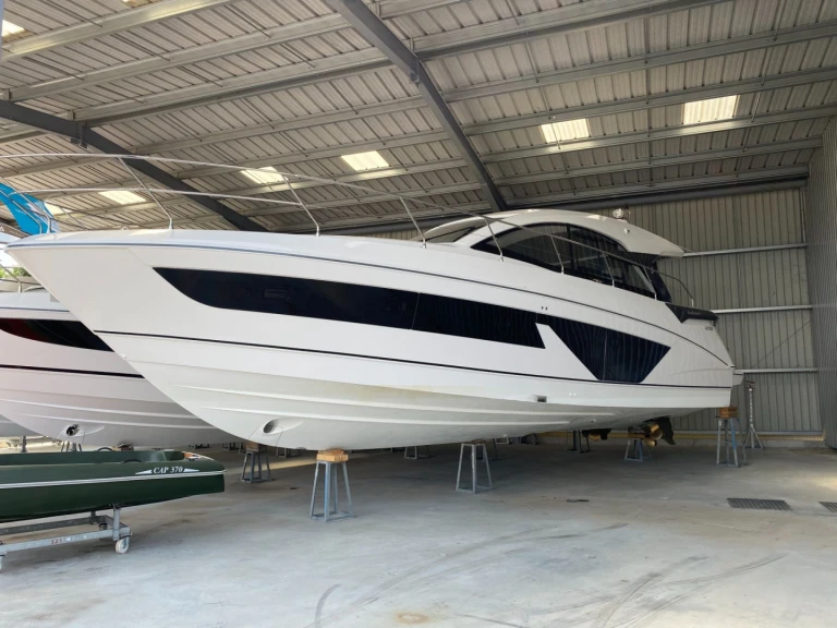 Noleggio barche Bénéteau Gran Turismo 45 a Ajaccio su Samboat