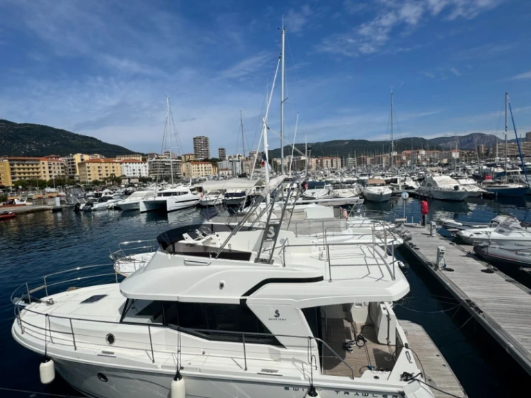 Noleggio Barca a motore con o senza skipper Bénéteau a Ajaccio