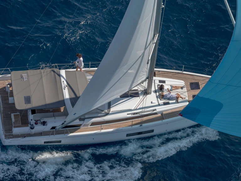 Noleggio Barca a vela Bénéteau con patente nautica