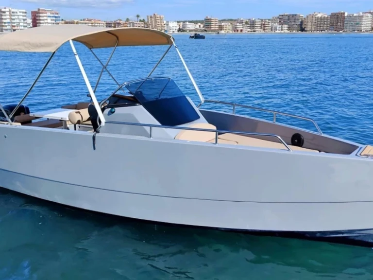 Noleggio Barca a motore a Saint-Raphaël – Nuva Nuva M6 Open