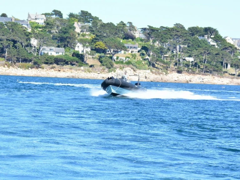 Noleggio Gommone Zodiac con patente nautica