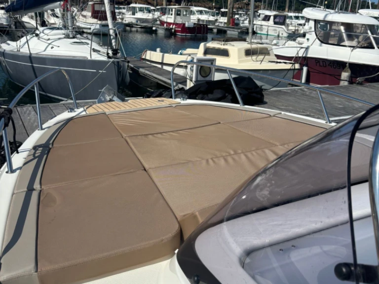 Noleggio barche Trébeurden economico QUICKSILVER 755 ACTIV SUNDECK